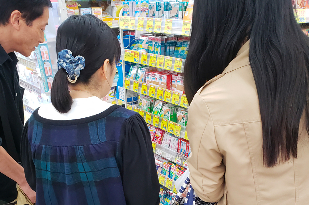 Japanese_woman_shopping_chemist_1 inside a convenience store