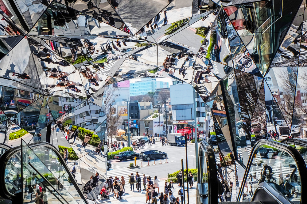Tokyo_harajuku_mirror_crowd Tokyo Crowd in mirror