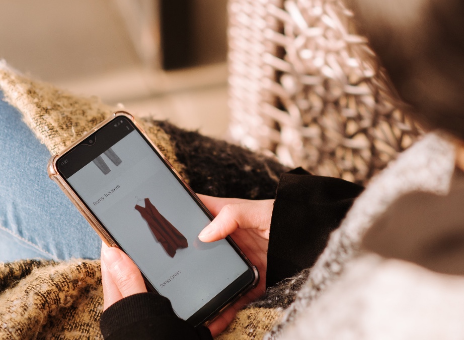 Informing Comms Directions for Small Businesses in the E-Commerce Space ​