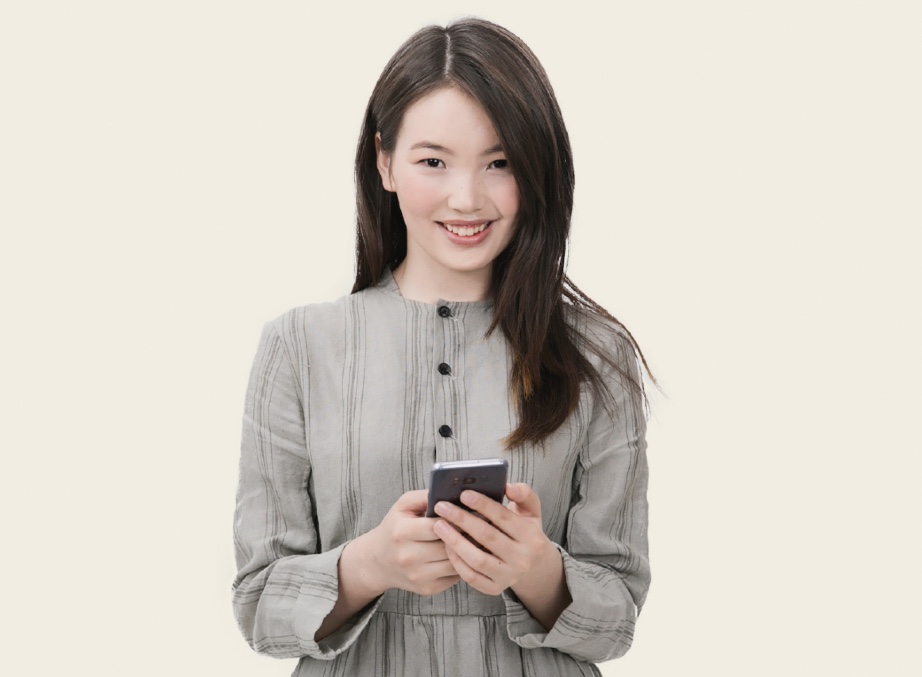 Understanding how luxury customers use LINE messenger app for brand engagement​